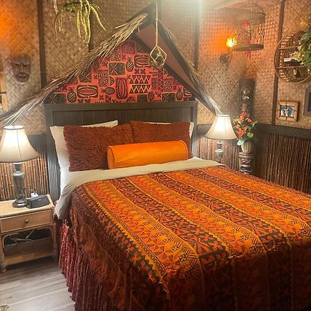 The Kondo Tiki Tampa Eksteriør bilde