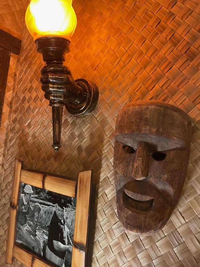 The Kondo Tiki Tampa Eksteriør bilde