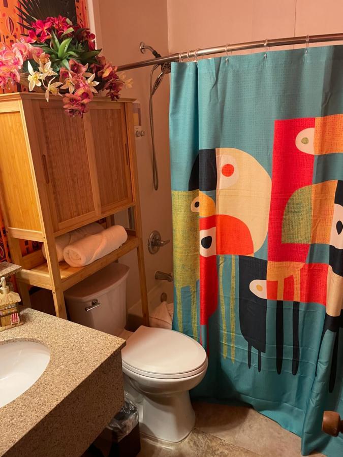 The Kondo Tiki Tampa Eksteriør bilde