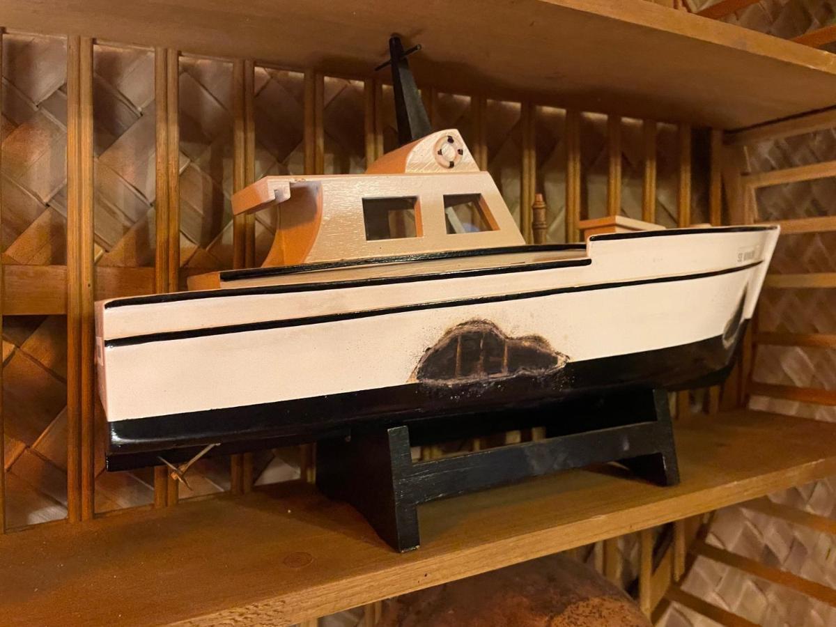 The Kondo Tiki Tampa Eksteriør bilde